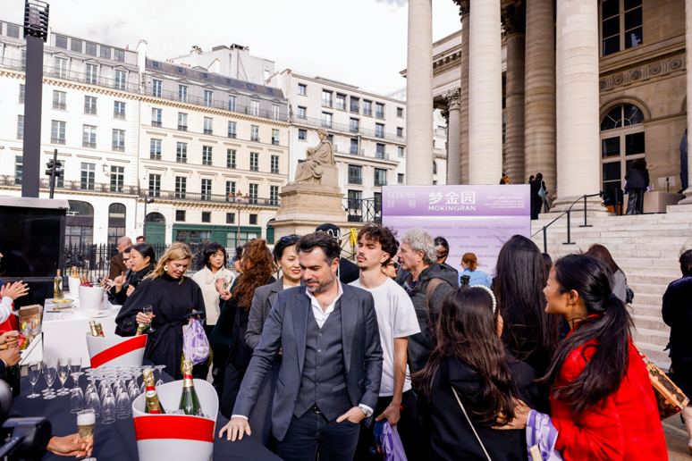 Mokingran est devenue le nouveau partenaire officiel de l’événement Bonjour Echoes Mokingran est devenue le nouveau partenaire officiel de l’événement Bonjour Echoes