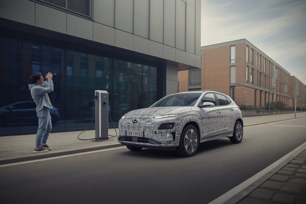 06ff04d363557992 Hyundai Kona, images fuitées, refonte rapide du SUV urbain, ce que Hyundai pourrait préparer pour sa gamme électrique